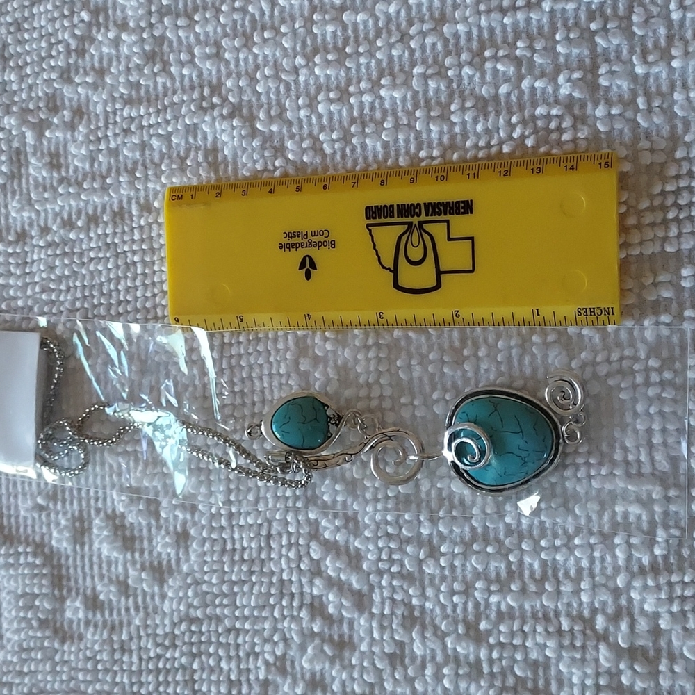 Turquoise necklace - Picture 3 of 3